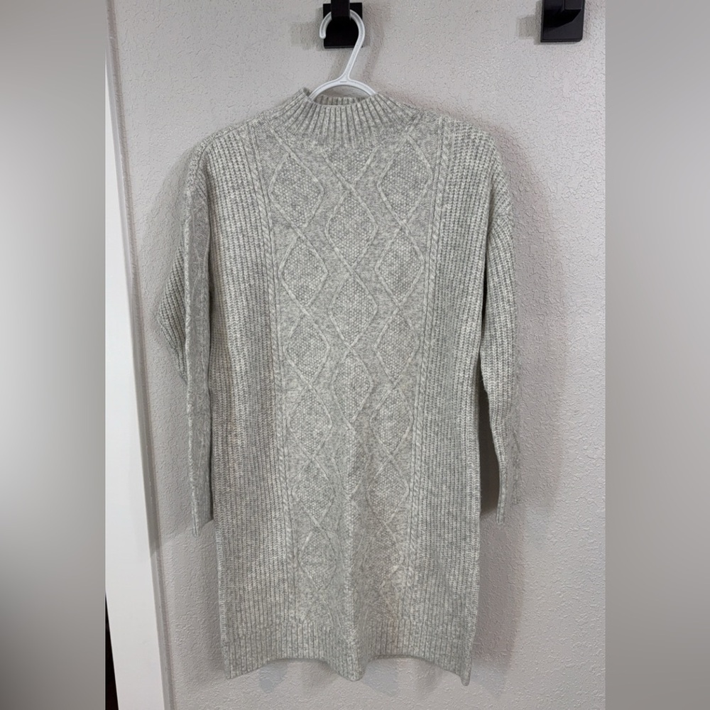 LOFT Gray Long Sleeve Knit Dress